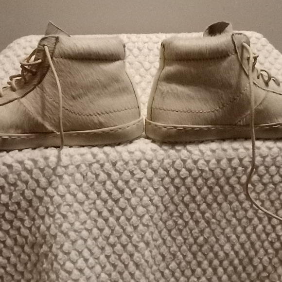 Woman's ankle boots - Picture 1 of 6